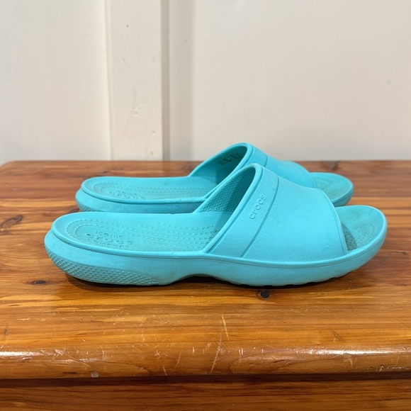 Crocs Comfort Turquoise Blue Slides - Picture 2 of 7